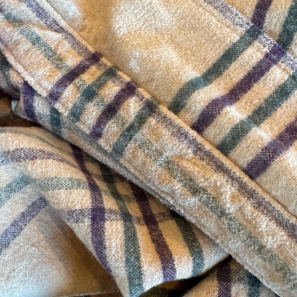 Woolrich Thick Cotton Flannel Plaid Button Down / Men's Medium - Picture 12 of 12